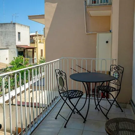 Casa Pazienza * مونوبولي